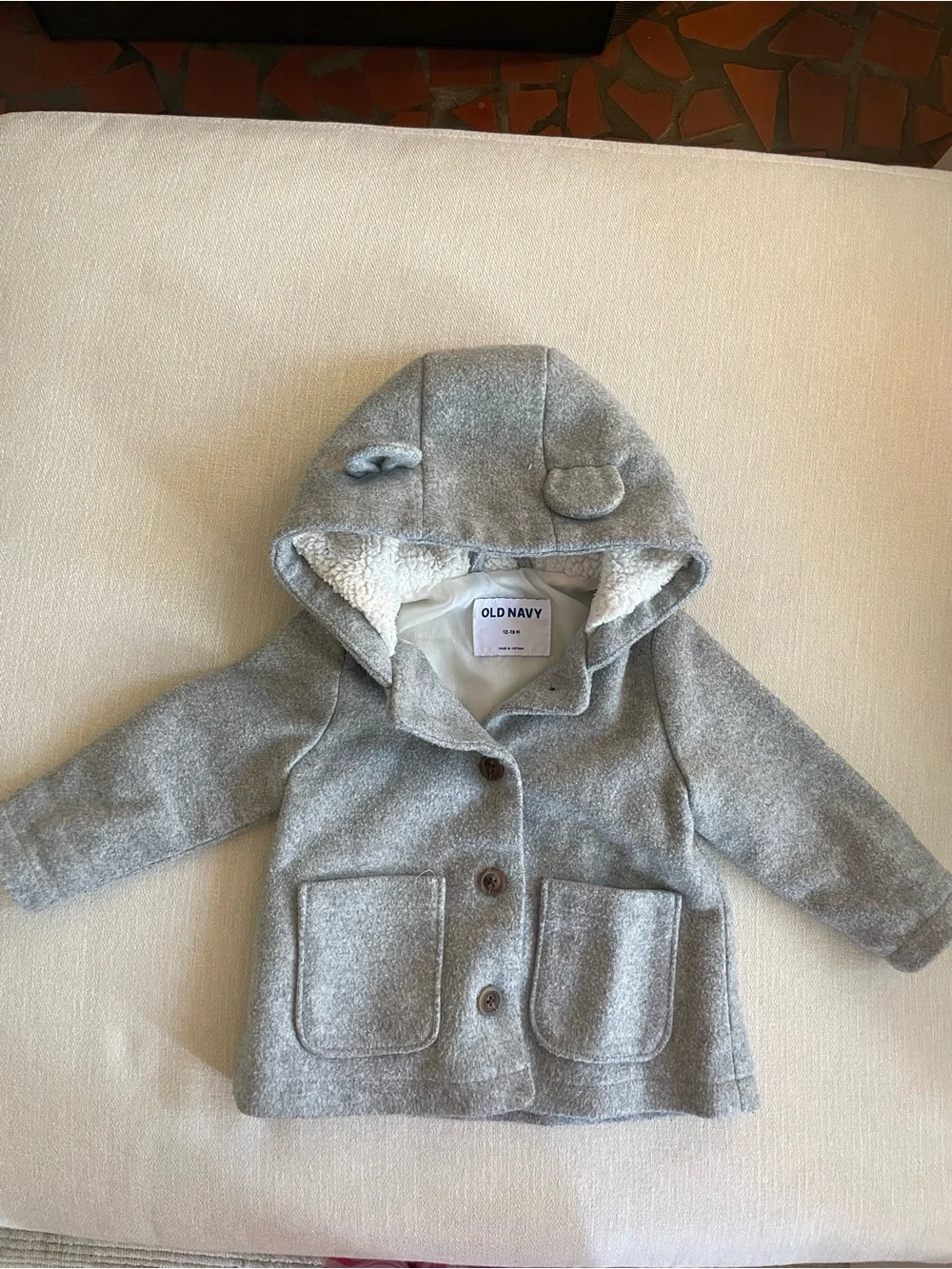 Old Navy Toddler Hooded Coat in Light Gray with Sherpa Lining